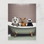Grappige dieren zitten in bad in badkamer briefkaart (Voorkant)