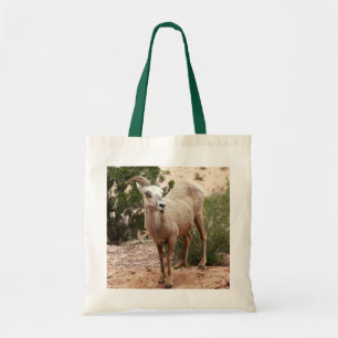 Grappige dikhoornige schapen in Zion National Park Tote Bag