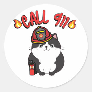 Grappige dikke kat is een brandweerman ronde sticker