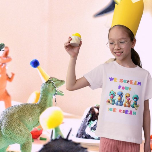 Grappige Dinosaurus Schreeuw Vier ijs 4e verjaarda T-shirt