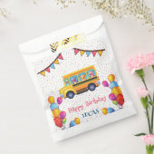 Grappige dinosaurus terug naar school bus jongen v bedankzakje (Gezegeld)