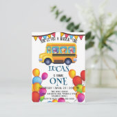 Grappige dinosaurus terug naar school bus jongen v briefkaart (Staand voorkant)