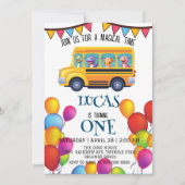 Grappige dinosaurus terug naar school bus jongen v save the date (Voorkant)