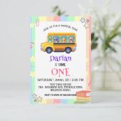 Grappige dinosaurus Terug naar school Bus Rainbow  Bedankkaart (Staand voorkant)