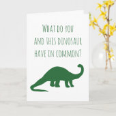 Grappige dinosaurus verjaardagskaart voor vegetari kaart (Gele Bloem)