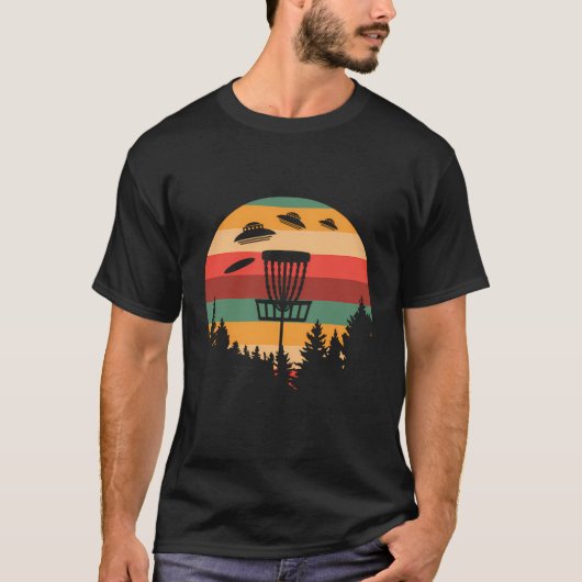Grappige Disc Golf UFO Gift Player Coach Retro T-shirt (Voorkant)