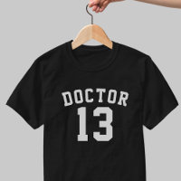 Grappige Doctor Lucky nummer 13 T-shirt