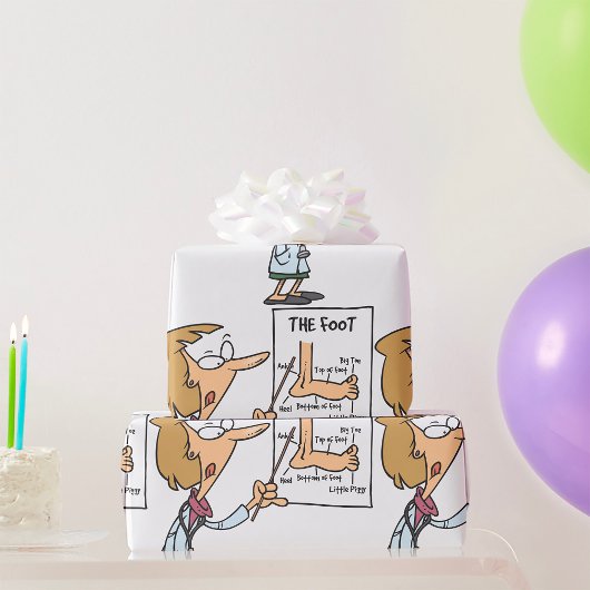 Grappige dokter leert voetanatomie cadeaupapier