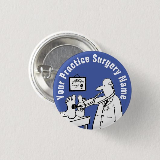 Grappige dokter met stethoscoop. artsenpraktijk ronde button 3,2 cm (Voorkant /achterkant)