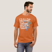 Grappige dokter van fysiotherapie Pret en spel PT T-shirt (Voorkant volledig)