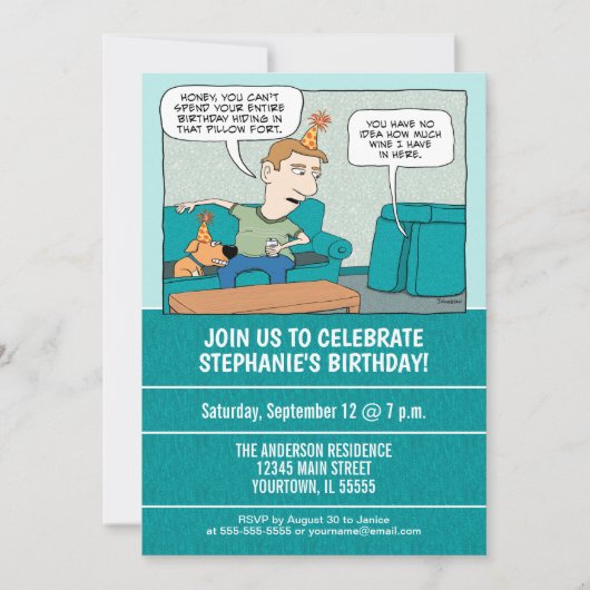 Grappige Drink wijn in Pillow Fort verjaardagsfees Kaart (Voorkant)