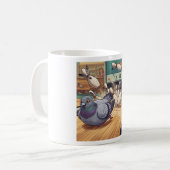 Grappige Duif Bowling Strike Cartoon Kunst Koffiemok (Voorkant links)