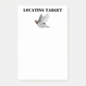 Grappige Duif Cartoon, "Locating Target" Vogel Hum Post-it® Notes (Voorkant)