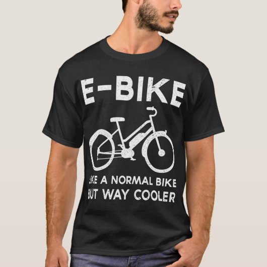 Grappige e-bike als een normale fiets maar veel ko t-shirt (Voorkant)