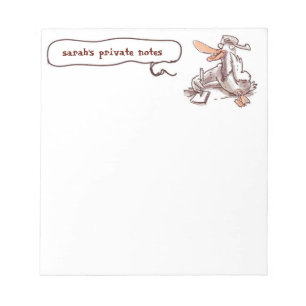 grappige eend die op de cartoon ligt notitieblok