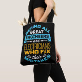 Grappige elektricien achter alle grote ingenieurs tote bag (Dichtbij)