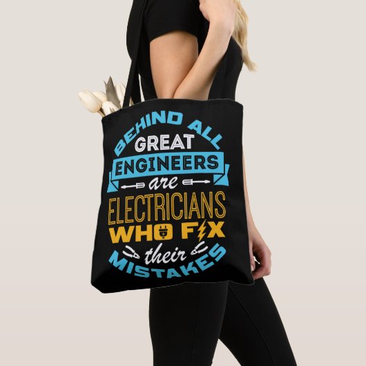 Grappige elektricien achter alle grote ingenieurs tote bag (Dichtbij)