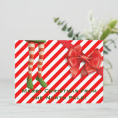 Grappige Elf Legs Kerstkaart | Noordpool Schelmens (Staand voorkant)