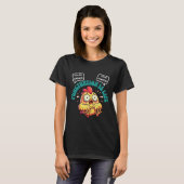 Grappige Engelse grammatica-problemen kip interpun T-shirt (Voorkant volledig)