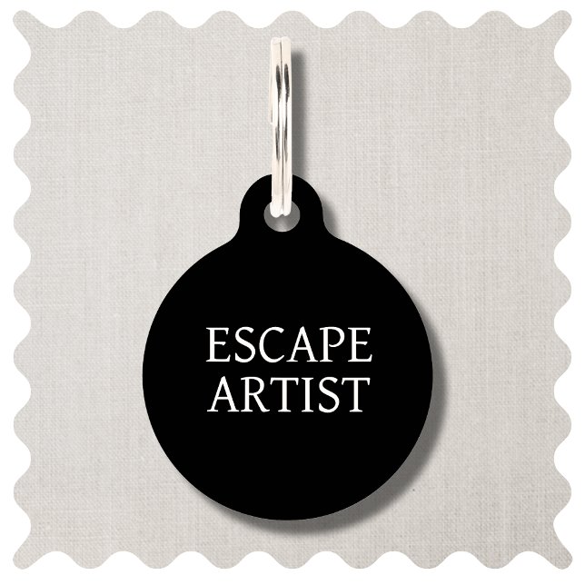 Grappige Escape Artiest Modern Zwart Hond Pet ID T Huisdierpenning (Funny Escape Artist Dog ID Tag)