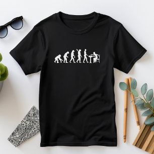 Grappige evolutie van man spelen schaakstrategiesp t-shirt
