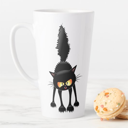 Grappige fel zwart kat cartoon  latte mok (In situ)