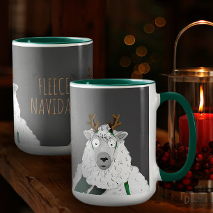 Grappige Festieve 'Fleece Navidad' Schaap Cartoon Mok
