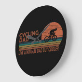Grappige Fietsende Papa Net Als Een Gewone Vader M Grote Klok (Hoek)