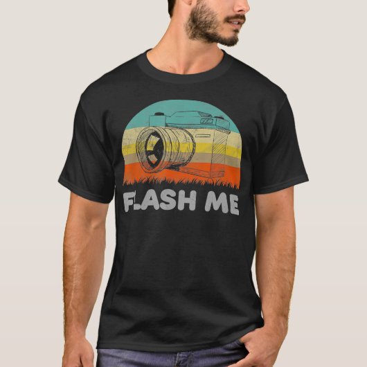 Grappige Flash Me Pun met een camera T-shirt (Voorkant)
