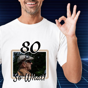 Grappige foto 80e verjaardag Gast van Eer T-shirt