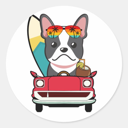 Grappige Franse BullDog rijdt naar het strand Ronde Sticker (Voorkant)