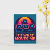 Grappige Gaming Quote Wasd Het Is Wat Me Beweegt C Kaart (Gele Bloem)