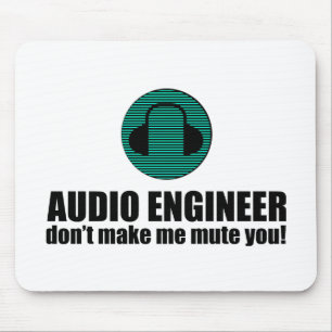 Grappige geluidstechnicus die audiotechniek zegt muismat