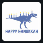 Grappige Gelukkige Chanoeka Dinosaurus Menorah Kaa Vierkante Sticker<br><div class="desc">Chanoeka,  Chanoeka,  of Channukah dit ontwerp maakt een perfect cadeau voor iedereen die viert en deelneemt aan Chanoeka en heeft een interesse in Joodse tradities. Grappige dinosaurus Happy Chanoeka ontwerp met Menorah kaarsen maakt een geweldig cadeau deze Chanoeka.</div>