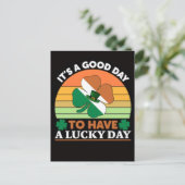 Grappige Geluks Gans St. Patrick's Dag Ontwerp Briefkaart (Staand voorkant)
