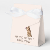 Grappige geschenkdoos met speelse Giraffe - aangep Bedankdoosjes (Voorkant Zijde)