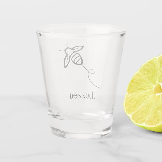 Grappige gezoemde hommel shot glas (Achterkant)