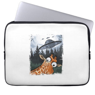 Grappige Giraffe UFO Zoo Animal Weird Meme Graphic Laptop Sleeve