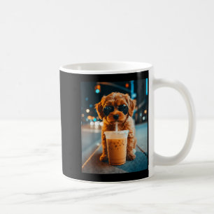 Grappige goldendoodle drinkt ijskoude koffie dier  koffiemok