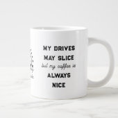 Grappige Golf en Koffie Pun Typografie Gepersonali Grote Koffiekop (Rechts)