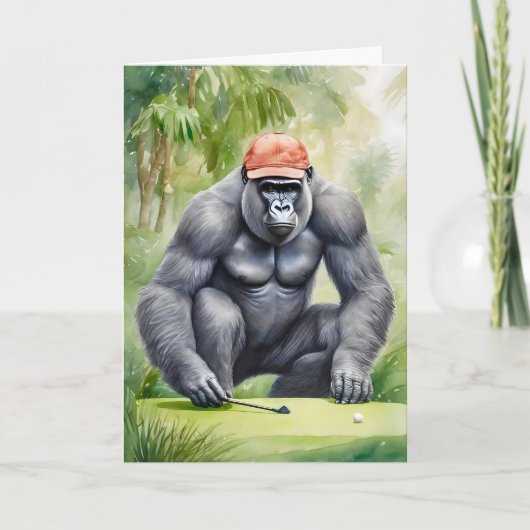 Grappige Gorilla in Rode Honkbalpet Speelt Golf  Kaart (Voorkant)