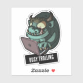 Grappige groene trol die druk bezig is met trollen sticker (Vel)