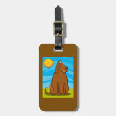 Grappige grote bruine hond zittend in de zon bagagelabel (Voorkant verticaal)