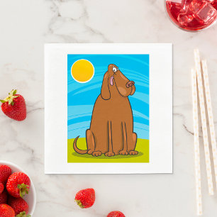 Grappige grote bruine hond zittend in de zon servet