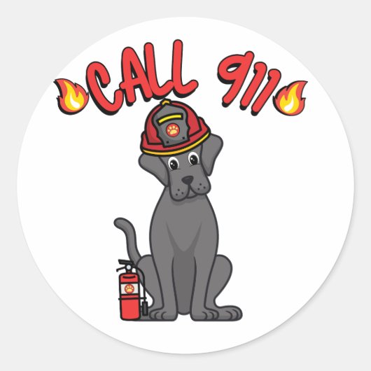 Grappige grote hond is een brandweerman ronde sticker (Voorkant)