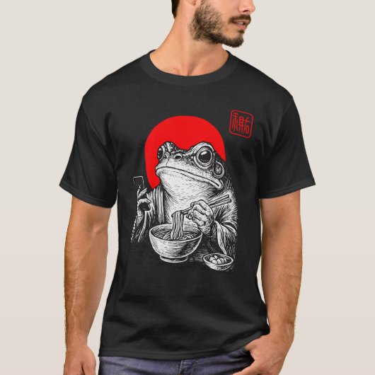 Grappige Grumpy Frog Eet Ramen En Scroll Telefoon  T-shirt (Voorkant)