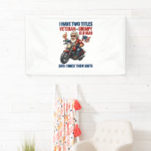 Grappige Grumpy Old Man Veteran Motorcycle Spandoek (Insitu)