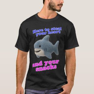 Grappige haai hier om je hart en snacks te stelen  t-shirt