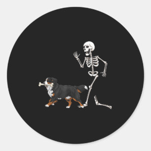 Grappige Halloween Berner Sennenhond en skelet Ronde Sticker