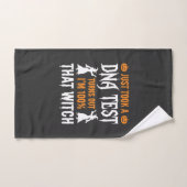 Grappige Halloween DNA-test Heks Grafisch Handdoek (Handdoek)